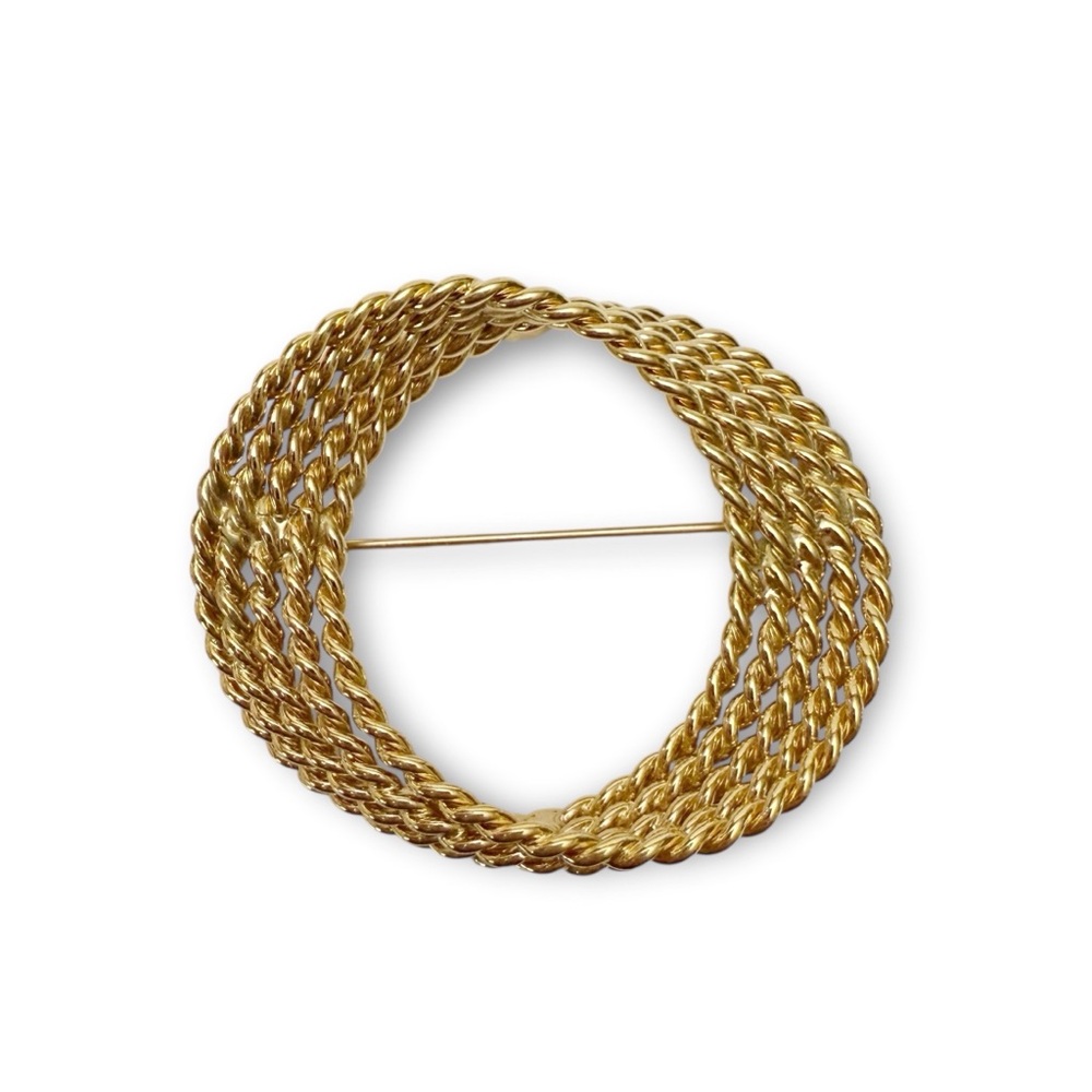 Vintage MONET Goldtone Twisted Rope Round Pin Brooch